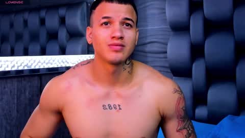 rocco_santos online show from October 3, 6:51 am