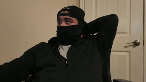 rodeoranger512 online show from April 23, 7:02 am