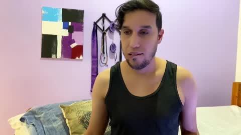 Thiago independent model online show from January 24, 9:05 pm