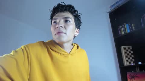 Roff Lust online show from March 3, 1:24 am