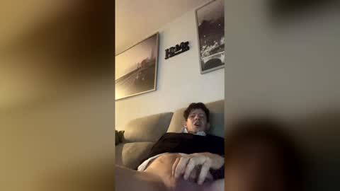 rogerbenid81 online show from February 8, 1:55 am