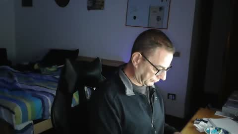 rogerrabbit2023 online show from September 25, 9:02 pm