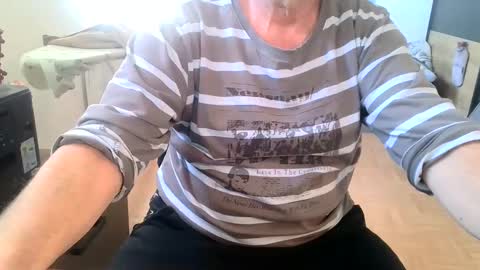 rolandloser1000 online show from December 29, 10:01 am