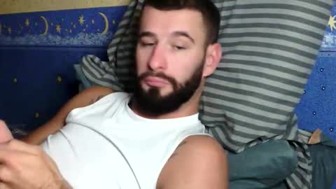 Max online show from October 7, 1:04 pm