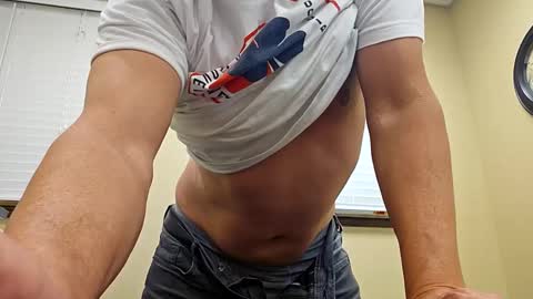 Snapshot of romanteeks chatting on January 3, 12:43 am romanteeks online show from January 3, 12:43 am