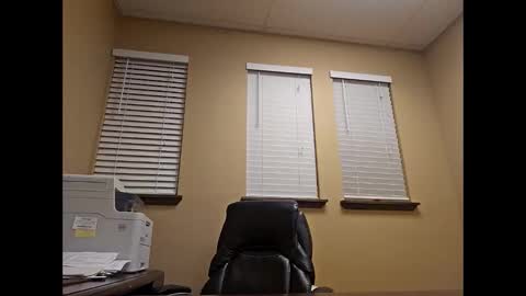 Snapshot of romanteeks chatting on October 29, 1:19 am romanteeks online show from October 29, 1:19 am