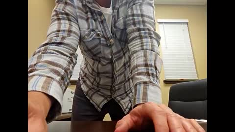 Snapshot of romanteeks chatting on February 20, 1:03 am romanteeks online show from February 20, 1:03 am