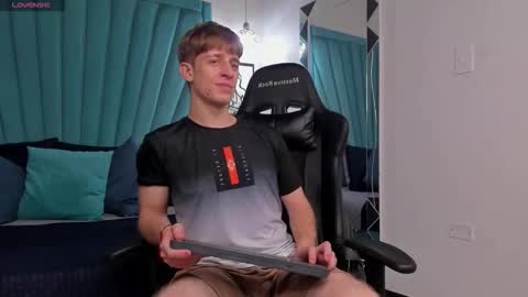 Romeo Ricci online show from November 28, 1:46 pm