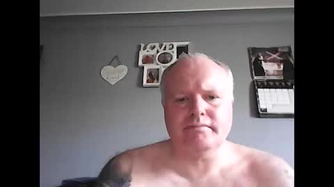 Horny Guy online show from March 2, 3:30 pm