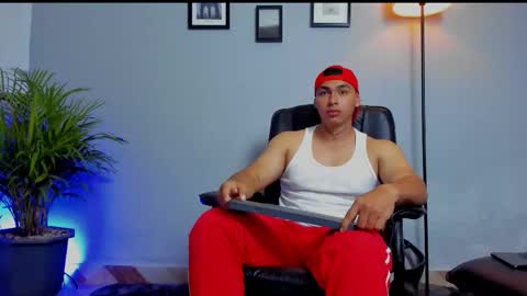 RonnieCanford online show from February 27, 1:40 am