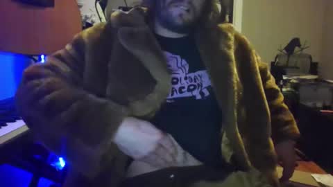 ronniejohnston13 online show from January 9, 11:15 am