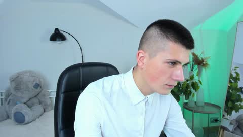 Rony online show from December 4, 1:20 pm