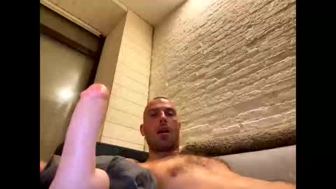 rotteei1 online show from September 10, 5:55 pm