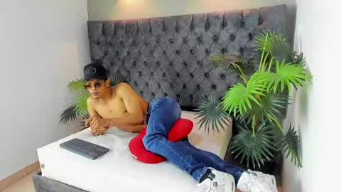 ROY online show from October 11, 1:31 am