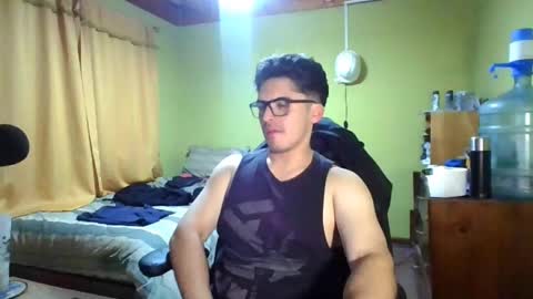 rpaulo25 online show from May 22, 5:56 am