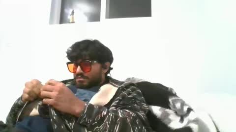 rshjayy online show from November 9, 8:29 am