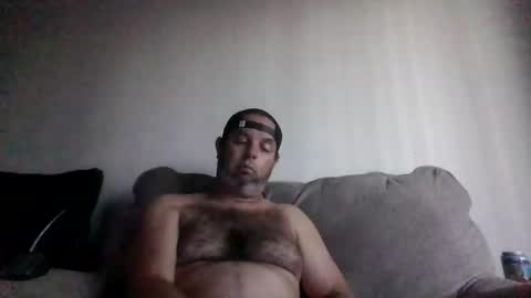 rubbingoneout714 online show from March 31, 12:23 am