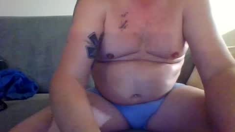 runner_1978 online show from November 2, 8:57 pm