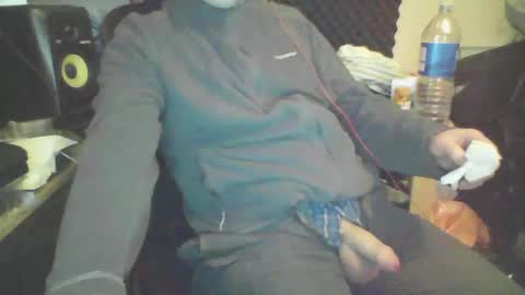 ruwatching_me online show from February 1, 9:32 am