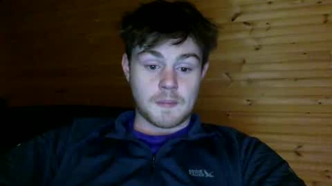 ryanhung_57 online show from January 8, 3:29 am