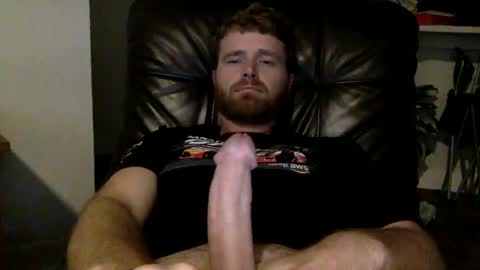 Snapshot of ryanoliver83 chatting on December 31, 3:01 am Ryan Oliver online show from December 31, 3:01 am