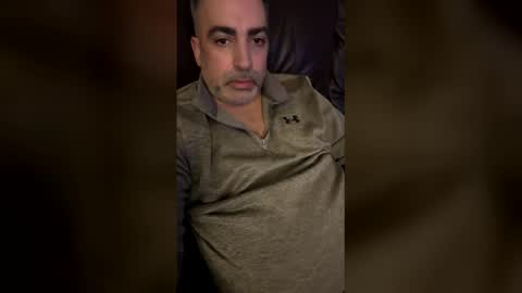 ryanpp1981xx online show from February 12, 10:38 pm