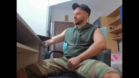 Ryanstone  online show from December 18, 5:58 am