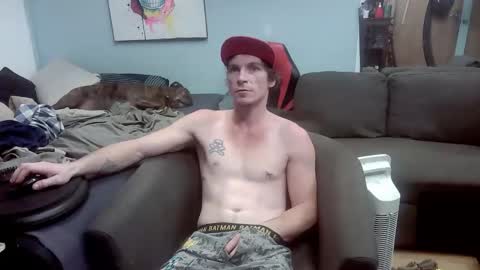 Ryan Tee online show from September 28, 4:49 pm