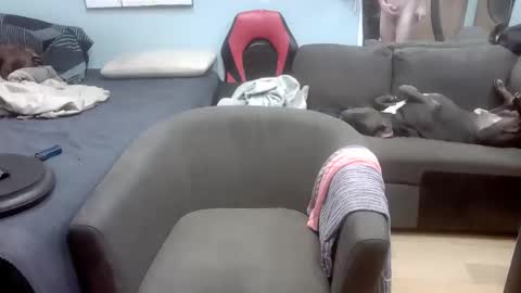 Ryan Tee online show from October 5, 8:13 pm