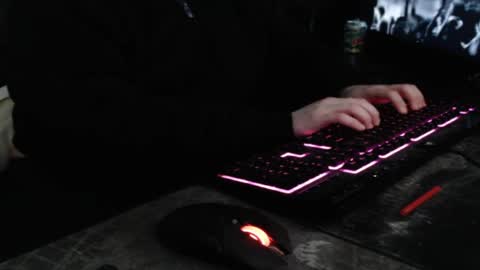 Dennis online show from May 4, 1:07 am