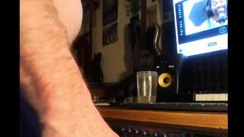 rynoxox online show from April 1, 7:32 am