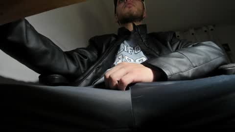 Snapshot of s_sven chatting on December 29, 11:08 pm Steven Independent online show from December 29, 11:08 pm