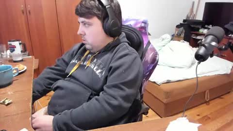 1141323  my Lord Mister Max   moms treasure online show from February 20, 1:57 am