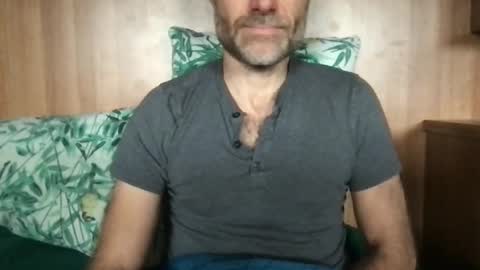 saint009 online show from October 15, 11:51 am