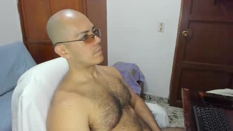 saintedy01 online show from December 5, 1:29 pm