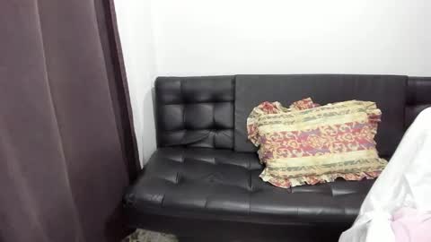 saintedy01 online show from December 17, 1:38 pm