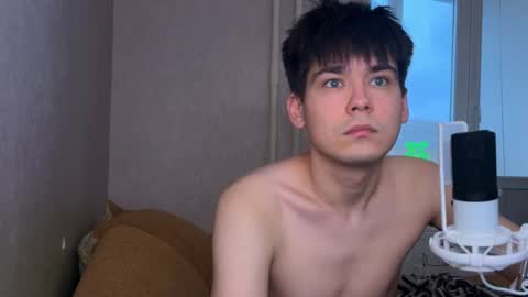 FinnKlein online show from November 19, 6:02 am