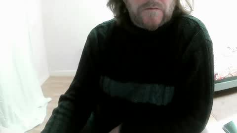 Snapshot of saltimbanquier chatting on March 7, 8:13 am Saltimbanquier Salt ou Banquier online show from March 7, 8:13 am