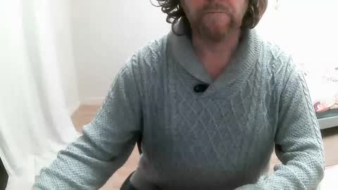 Snapshot of saltimbanquier chatting on February 26, 7:36 pm Saltimbanquier Salt ou Banquier online show from February 26, 7:36 pm