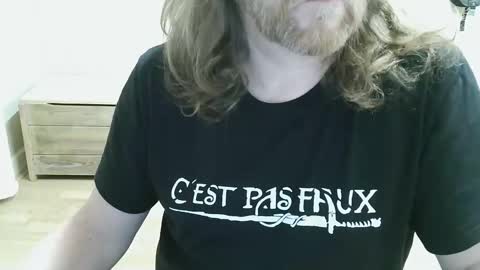 Saltimbanquier  Salt  ou  Banquier  online show from April 20, 8:33 pm