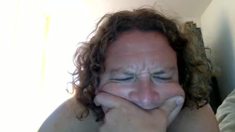 sam447105 online show from July 7, 11:25 am