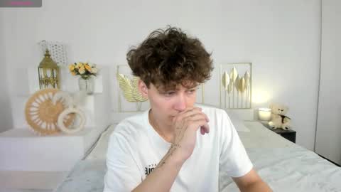 Sam online show from October 10, 11:26 am