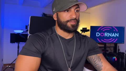 Sam Dornan online show from December 13, 4:27 pm