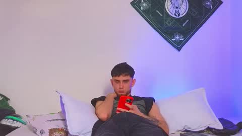 samevansx online show from November 26, 6:55 pm