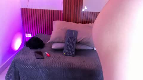 Sam online show from November 9, 4:27 am