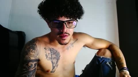 sammy model independiente online show from May 27, 1:35 am
