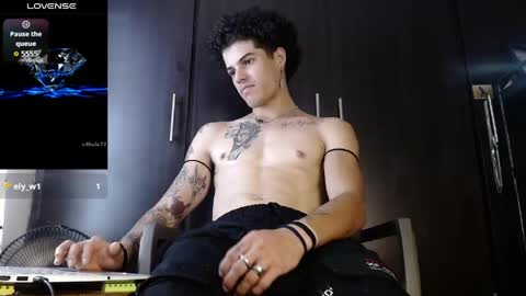 sammy model independiente online show from April 27, 2:02 pm