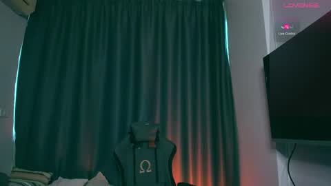 Samuel online show from March 9, 1:25 am