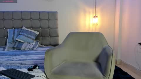 samxx_muscle online show from October 10, 2:22 pm