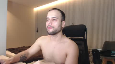 DeAlex online show from March 12, 9:13 pm